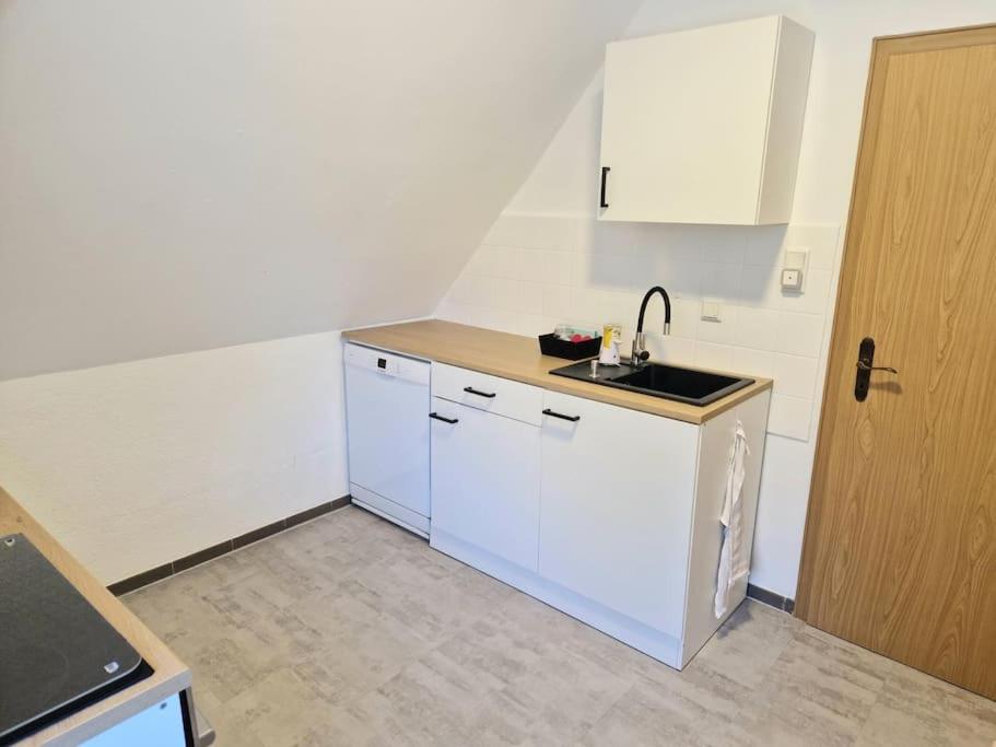 Gemuetliche Wohnung Direkt Am Kuestenkanal! Wardenburg Bagian luar foto