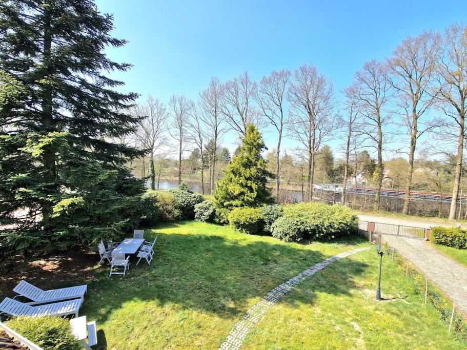 Gemuetliche Wohnung Direkt Am Kuestenkanal! Wardenburg Bagian luar foto