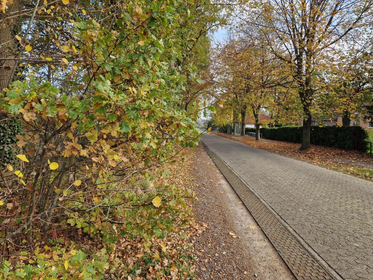 Gemuetliche Wohnung Direkt Am Kuestenkanal! Wardenburg Bagian luar foto
