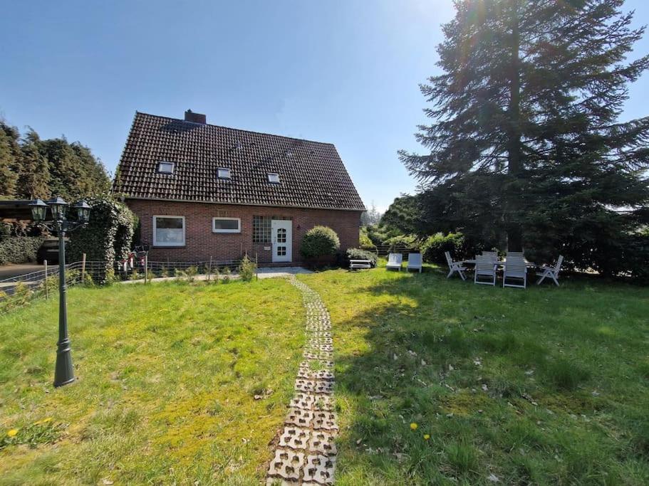 Gemuetliche Wohnung Direkt Am Kuestenkanal! Wardenburg Bagian luar foto
