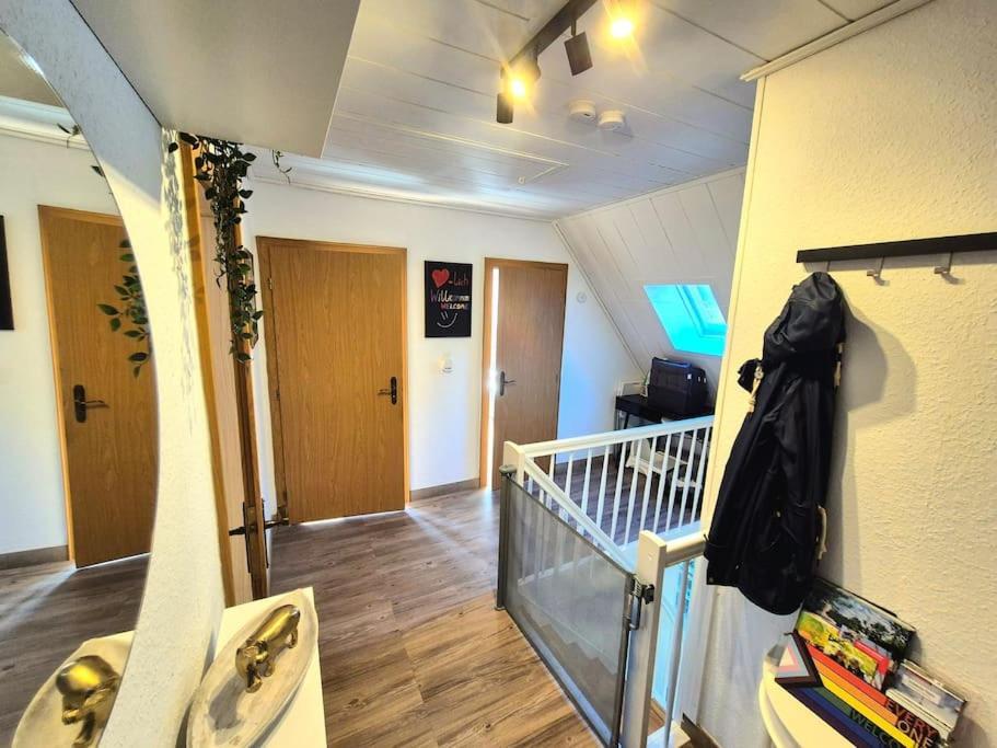 Gemuetliche Wohnung Direkt Am Kuestenkanal! Wardenburg Bagian luar foto